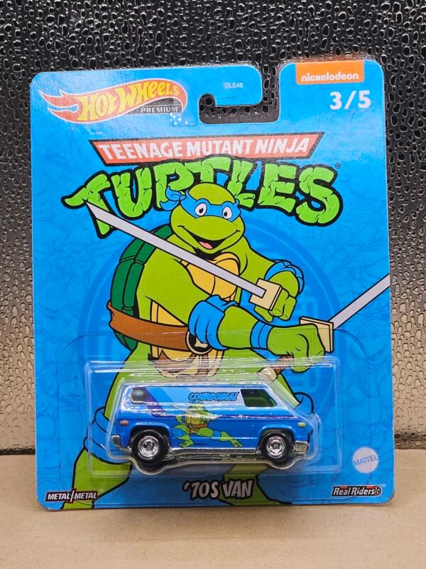 2021 HOT WHEELS POP CULTURE TEENAGE MUTANT NINJA TURTLES ‘70S VAN 3/5